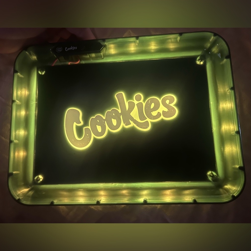 Cookies LED Rolling Tray - Picture 6 of 6